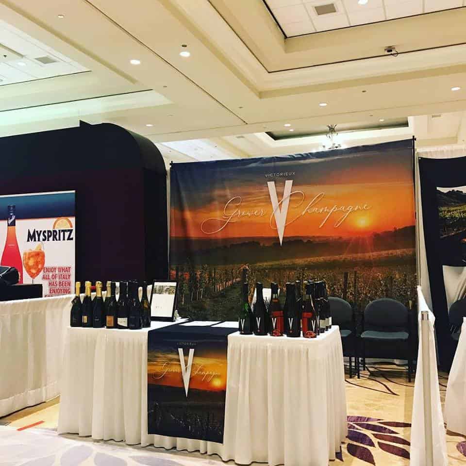 Tradeshow graphics for V-Champagne (backdrop and table runner)